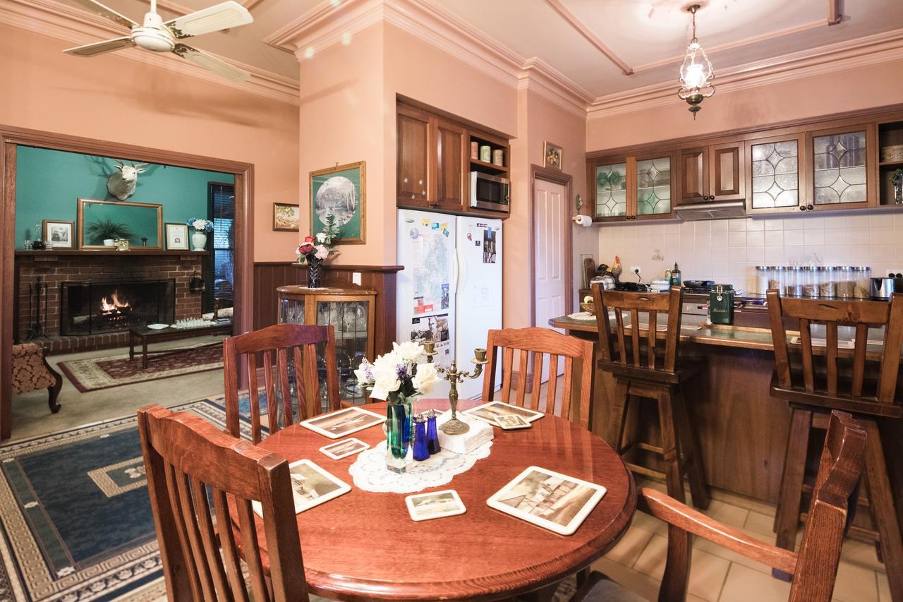 Rustic Refuge Guesthouse 卡洛拉马 外观 照片